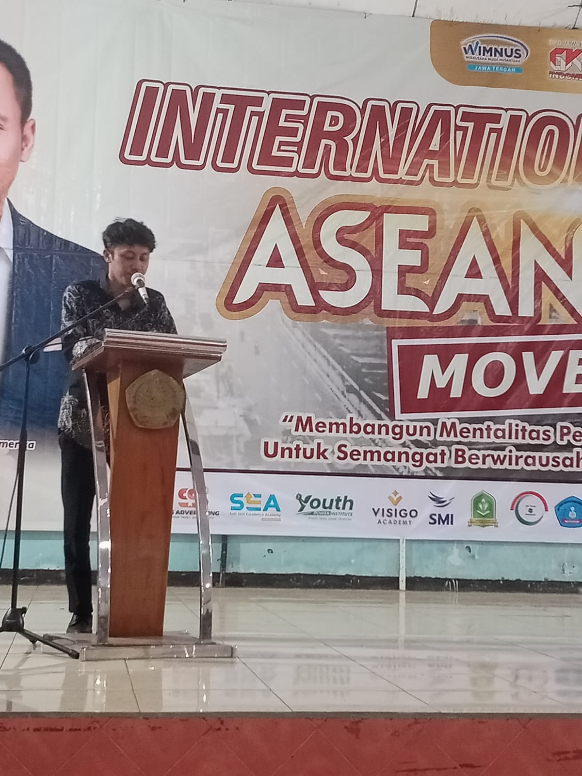 Ketua BEM UNW