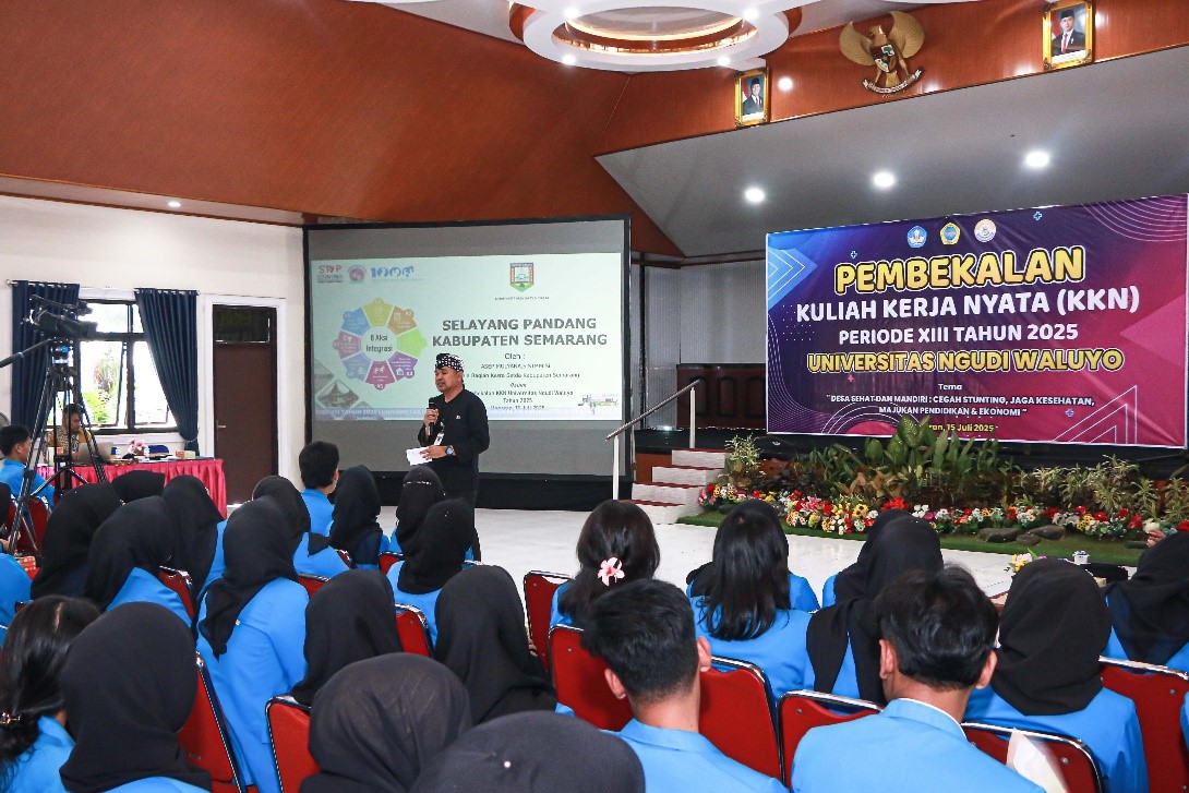 Pembekalan KKN Periode 13 Tahun 2025, Rektor: Semai Budaya Sehat di Kabupaten Semarang