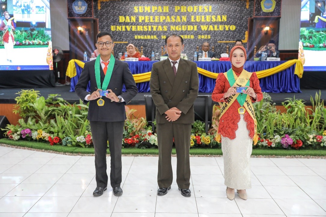 Universitas Ngudi Waluyo Kukuhkan 104 Lulusan Profesi Kesehatan Siap Mengabdi Untuk Mahasiswa