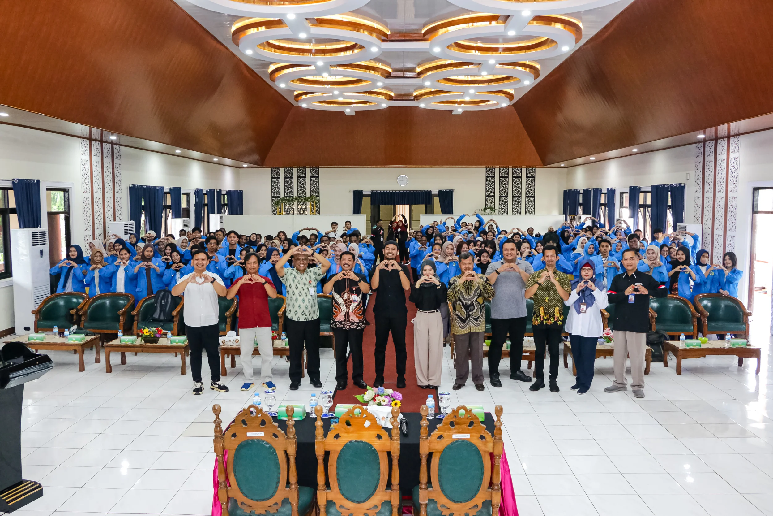 Gelar Kuliah Umum, UNW Pertegas Pentingnya Pertumbuhan Ekomoni Kreatif dengan Gandeng Komite Ekonomi Kreatif (KEK) Kabupaten Semarang