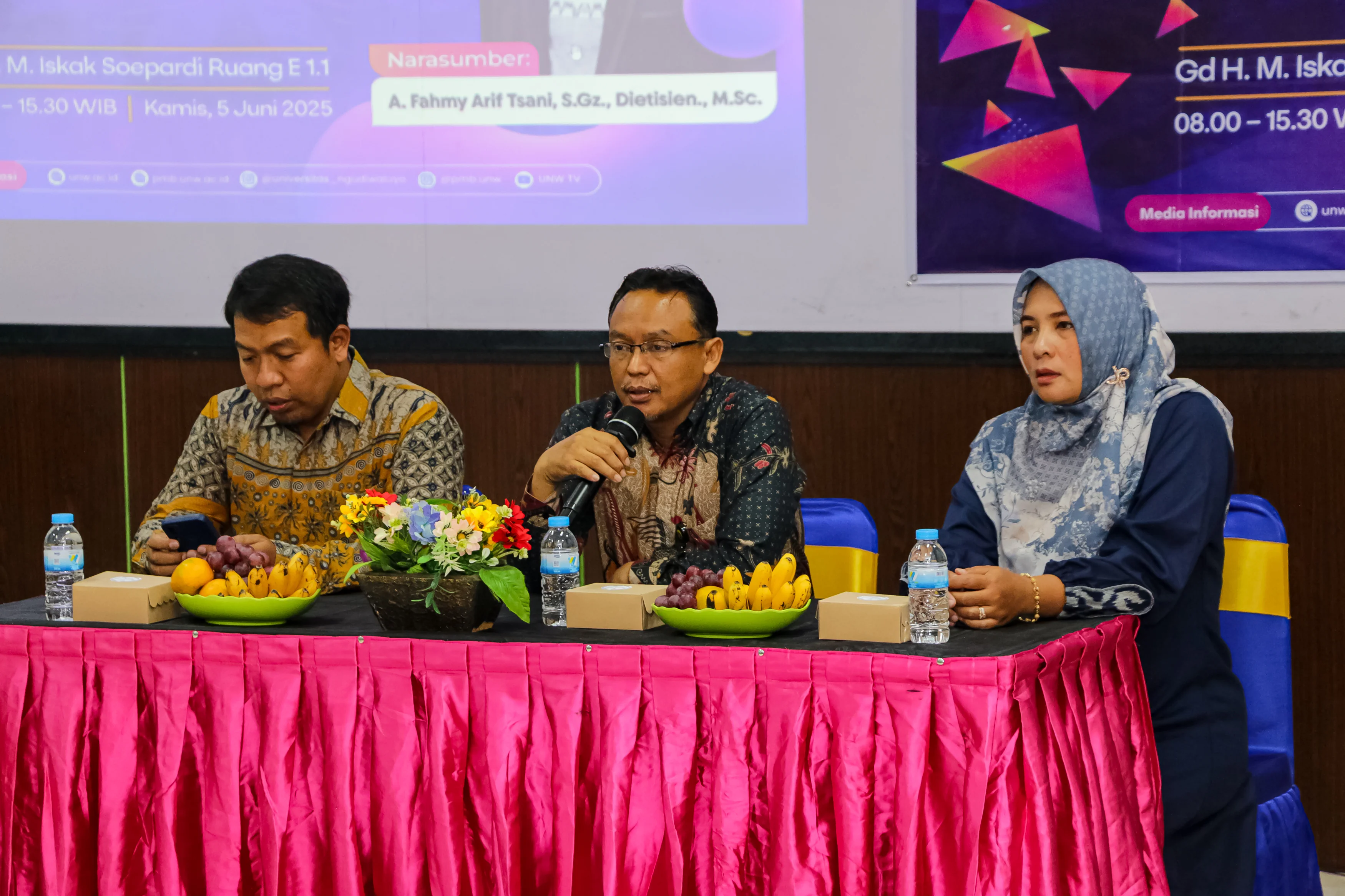 UNIVERSITAS NGUDI WALUYO MENYELENGGARAKAN SOSIALISASI INSTRUMEN BARU AKREDITASI LAM PT-Kes UNTUK PENINGKATAN MUTU AKREDITASI PROGRAM STUDI KESEHATAN (KUALITATIF DENGAN 8 KRITERIA)