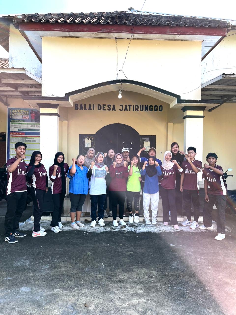 Tingkatkan Kesadaran Hidup Sehat, Mahasiswa Ilmu Keolahragaan Adakan Pengabdian kepada Masyarakat