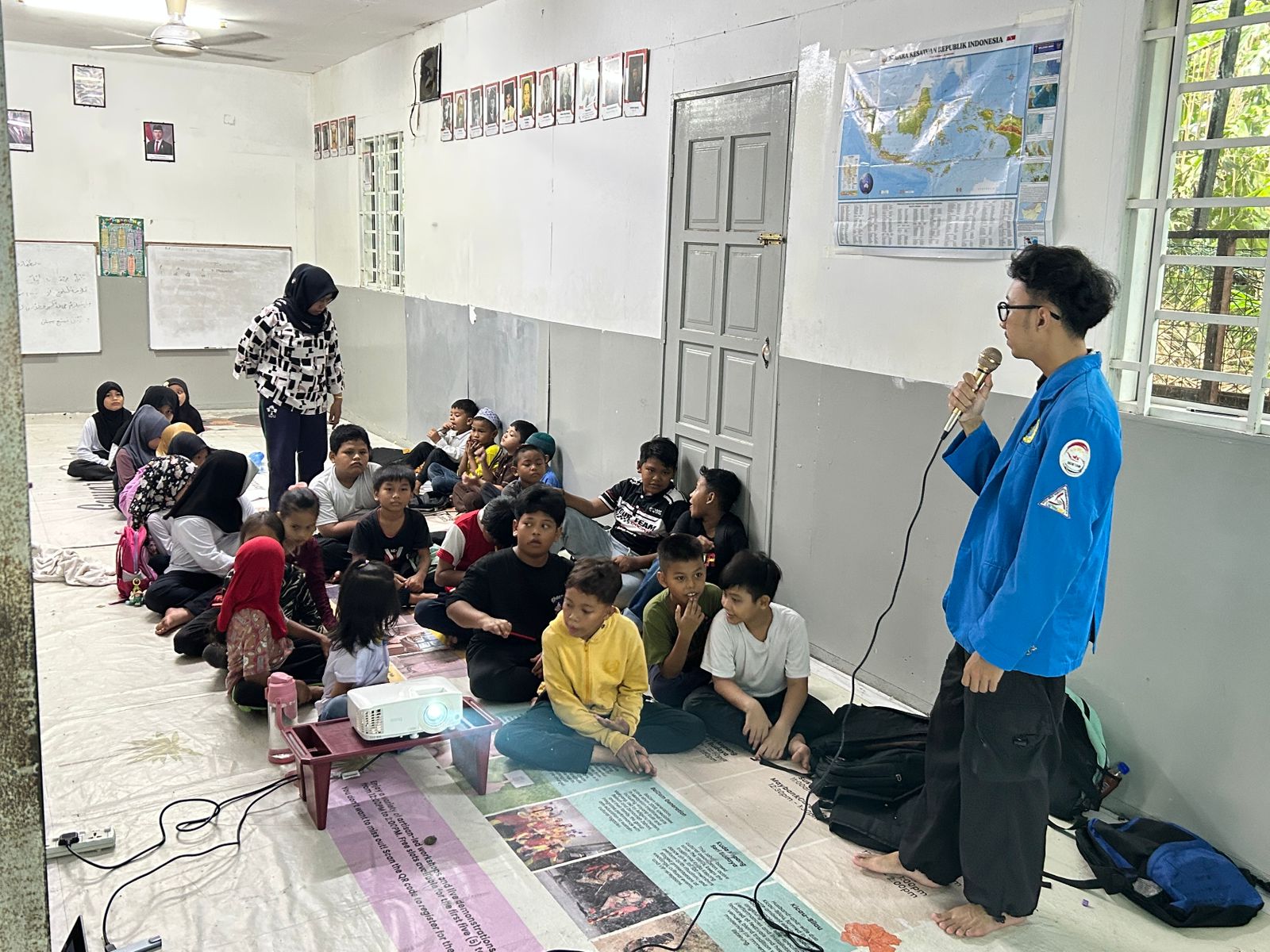 Mahasiswa KKN Internasional Universitas Ngudi Waluyo Laksanakan Edukasi Gizi Seimbang dan Pemeriksaan Gizi di SB Kubu Gajah Malaysia