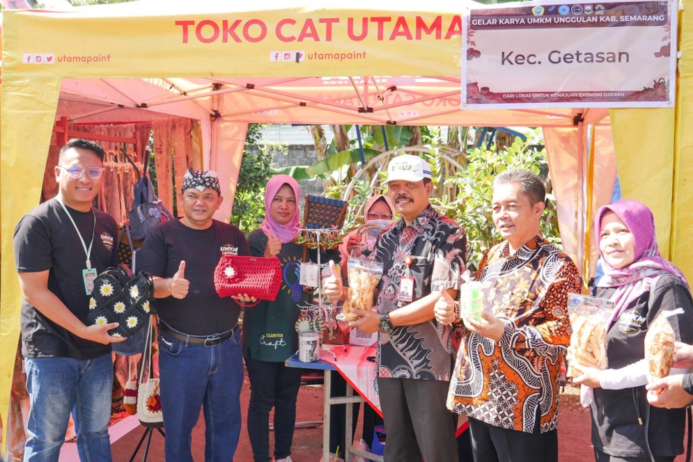 Bupati Semarang Resmi Membuka Gelar Karya UMKM Unggulan Kabupaten Semarang