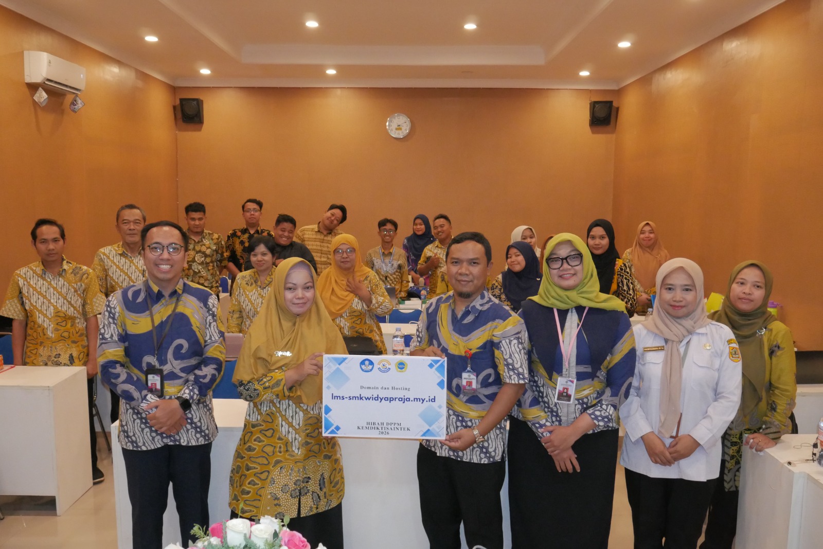 Universitas Ngudi Waluyo Serahkan LMS Moodle kepada SMK Widya Praja Ungaran melalui Program PKM DPPM Kemendiktisaintek 2026