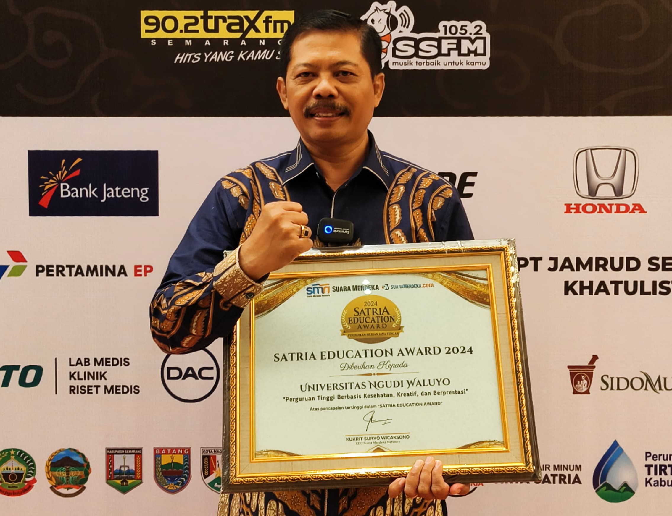 UNW Raih Penghargaan Bergengsi di Ajang Satria Brand Award 2024