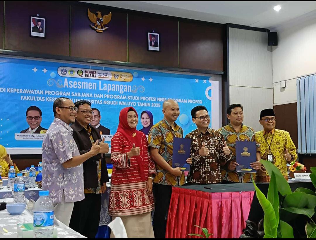 Dari peringkat A  menuju UNGGUL : 3 Asesor LAMPTKES lakukan Visitasi Lapangan pada Prodi Keperawatan S1 dan Prodi Profesi Ners UNW