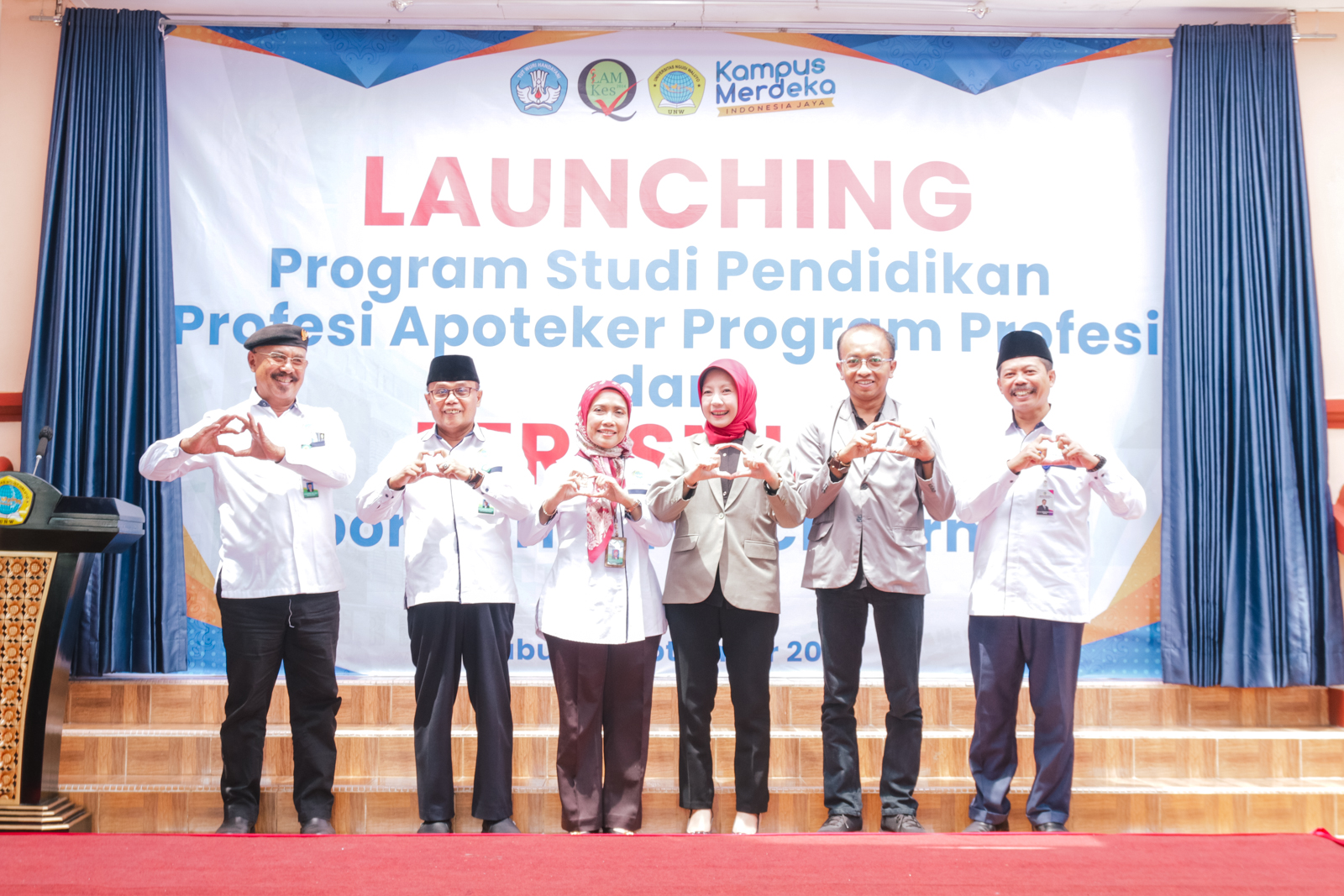 Launching Program Studi Pendidikan Profesi Apoteker Program Profesi dan Peresmian Laboratorium OSCE Farmasi