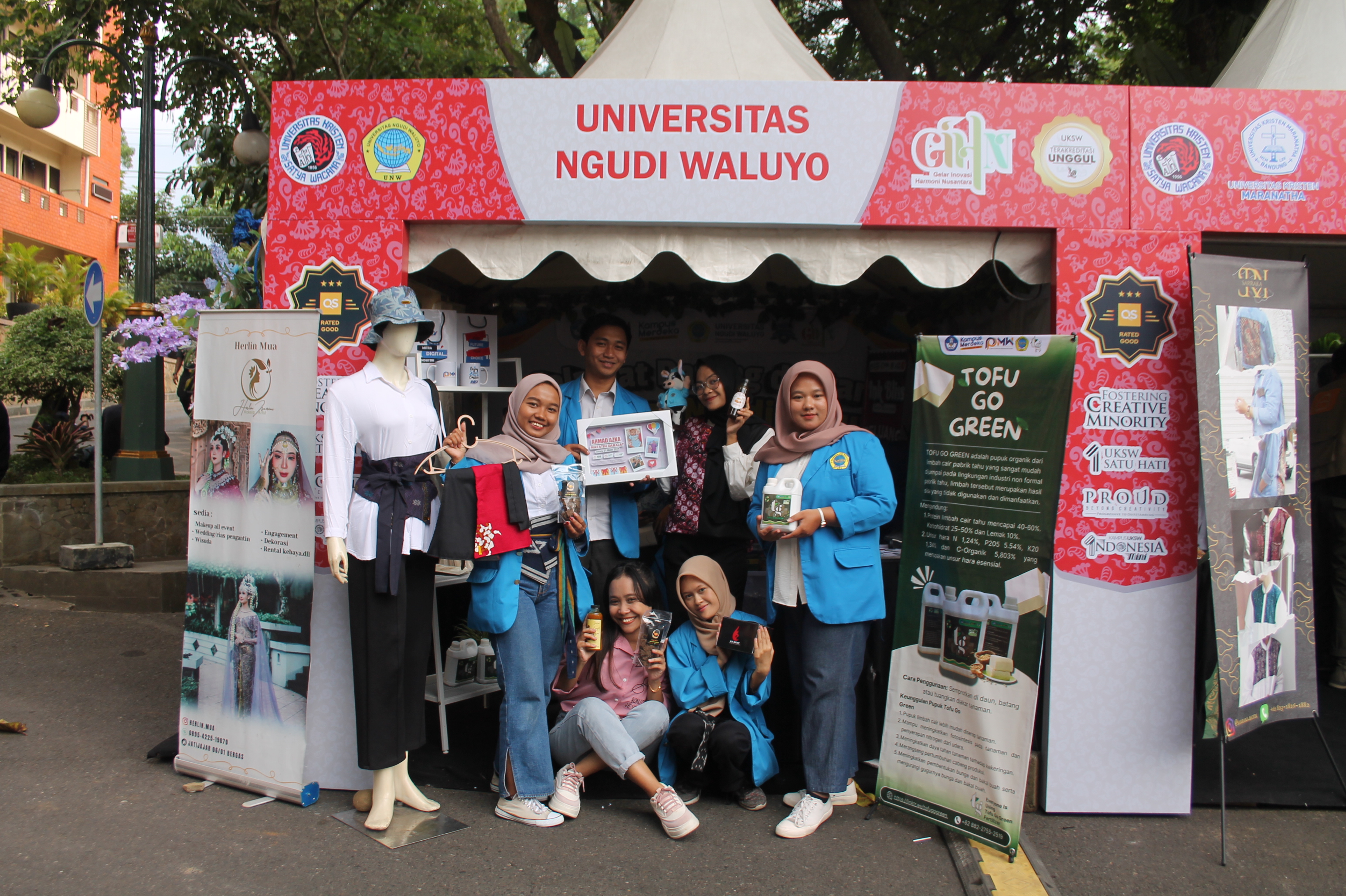 UNIVERSITAS NGUDI WALUYO TURUT SERTA BERPARTISIPASI DALAM PAMERAN KARYA INOVASI MAHASISWA GELAR INOVASI HARMONI NUSANTARA (GIHN) UNIVERSITAS KRISTEN SATYA WACANA